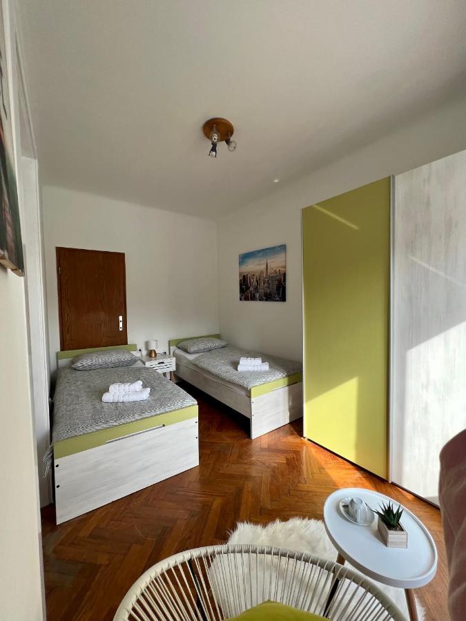 Apartment By The Sea Ika Exteriér fotografie